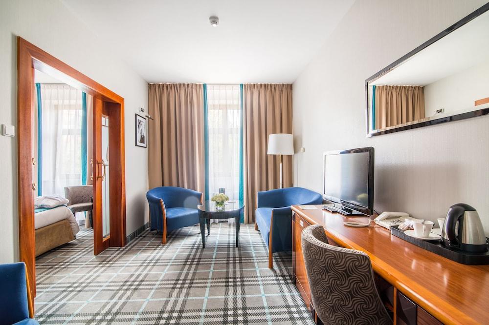 Hotel Hanza Gdansk Bagian luar foto